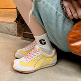 BEST-WOMEN'S-WALKING-SHOES-FOR-TRAVEL