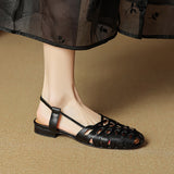 BLACK-CLOSED-TOE-SANDALS-FLAT