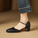 CLOSED-TOE-SANDALS-MID-HEELS