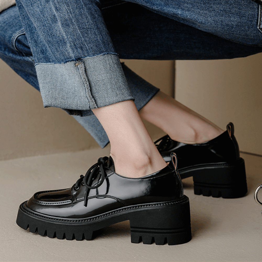 LACE UP CHUNKY PLATFORM OXFORD SHOES Black / US 7 = EU 37 = UK 5 = Foot Length 235mm(9 1/4inch) LACE UP CHUNKY PLATFORM OXFORD SHOES Black / US 7 = EU 37 = UK 5 = Foot Length 235mm(9 1/4inch)