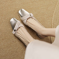 CLOSED-TOE CHUNKY HEEL HOLLOW SLINGBACK SANDALS