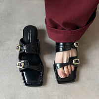 HOLIDAY SIMPLE CHUNKY HEEL SLIPPER SANDALS