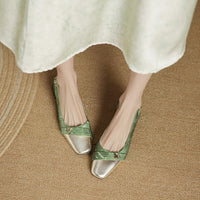 CLOSED-TOE CHUNKY HEEL HOLLOW SLINGBACK SANDALS