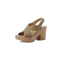 COMFORTABLE HIGH PLATFORM SANDALS