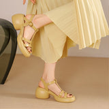 COMFORTABLE LOW PLATFORM SANDALS FOR WOMEN