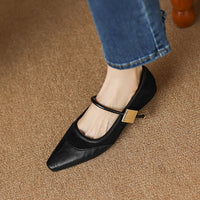 VINTAGE SQUARE TOE LOW HEEL MARY JANES