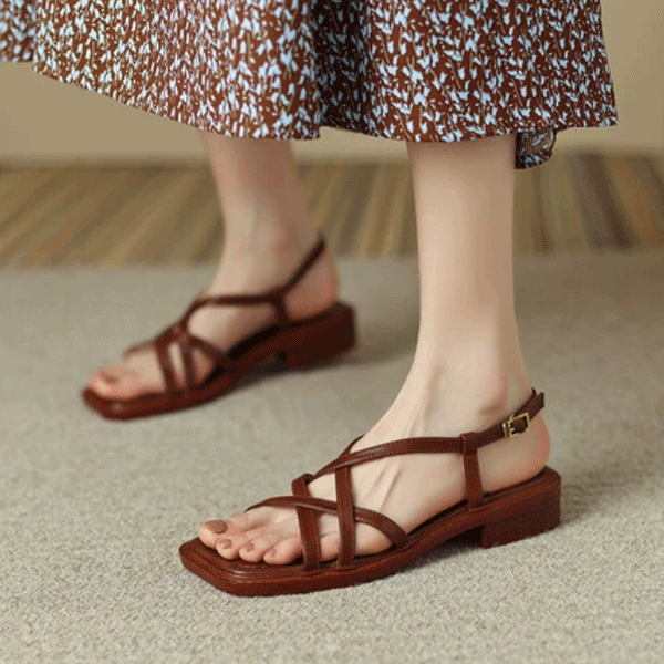 SANDALS-FLAT-WOMEN