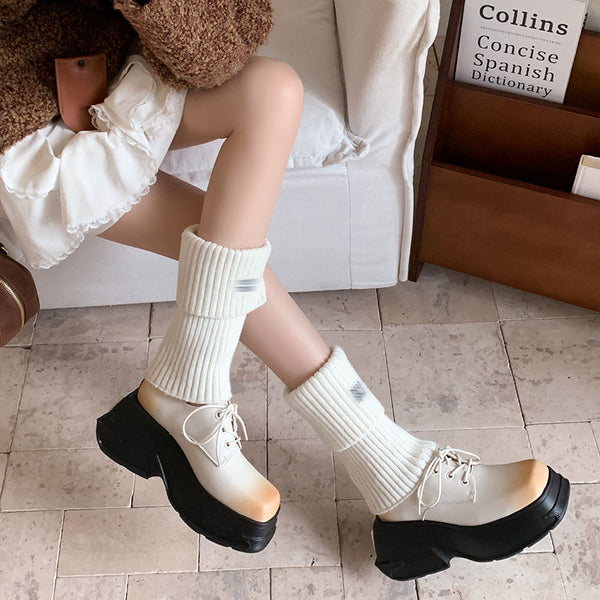 FLAT-PLATFORM-SHOES-WHITE-FOR-ADIES