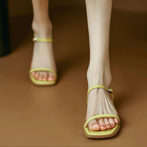 SANDALS-FLAT-for-WOEMN